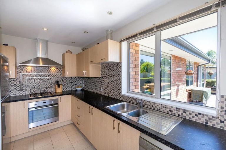 Photo of property in 21 Marlowe Place, Rolleston, 7614