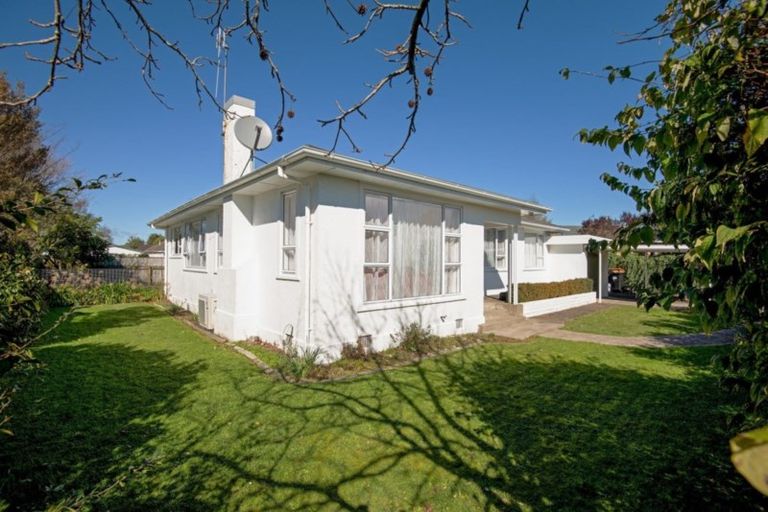 Photo of property in 63 Miro Street, Takaro, Palmerston North, 4410