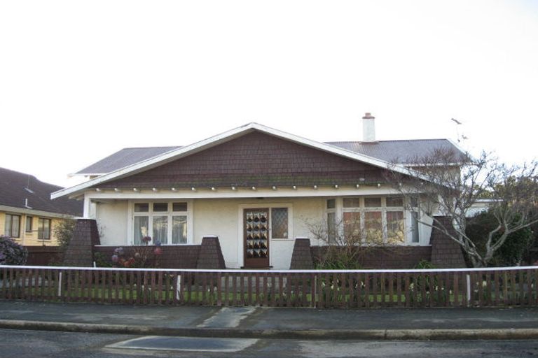 Photo of property in 24 Royal Crescent, Saint Kilda, Dunedin, 9012