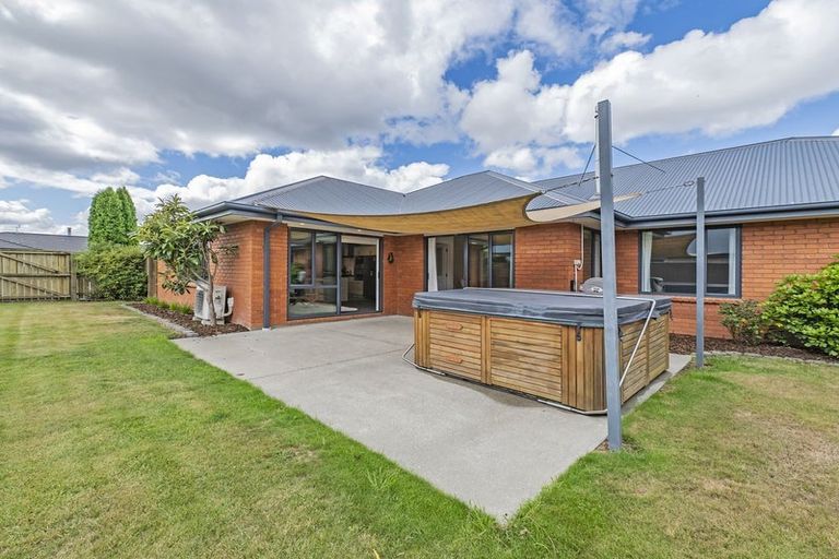 Photo of property in 31 Vasari Grange, Rolleston, 7614
