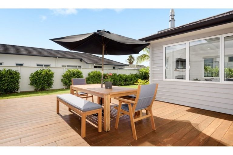 Photo of property in 45 Oceania Sands Way, Papamoa Beach, Papamoa, 3118