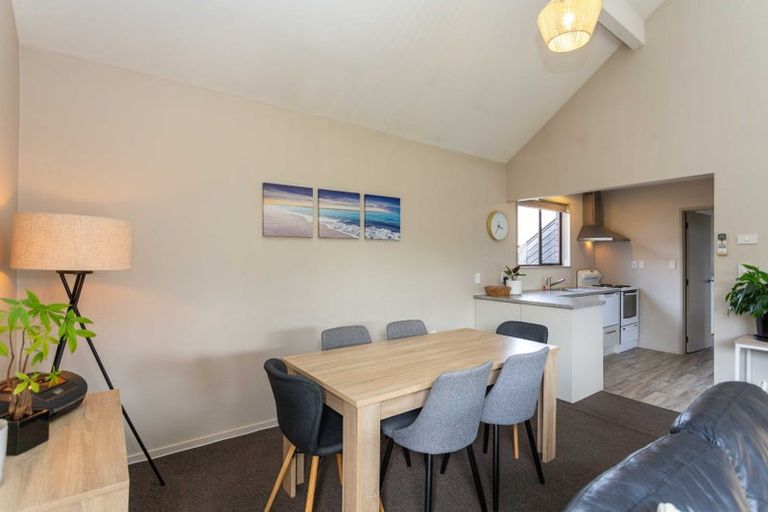 Photo of property in 60b Mcfaddens Road, St Albans, Christchurch, 8052