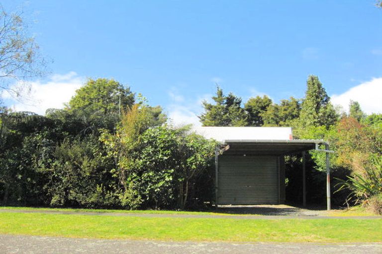 Photo of property in 13 Te Kuru Lane, Pukawa Bay, Turangi, 3381