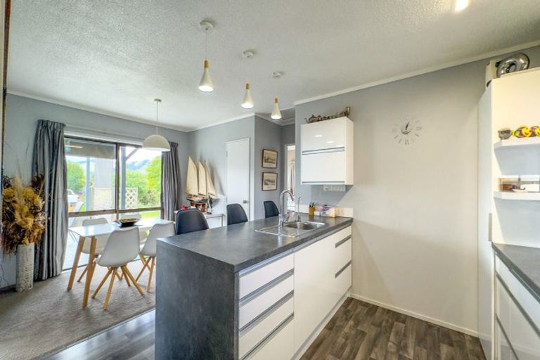 Photo of property in 16 Mcdonald Place, Paeroa, 3600