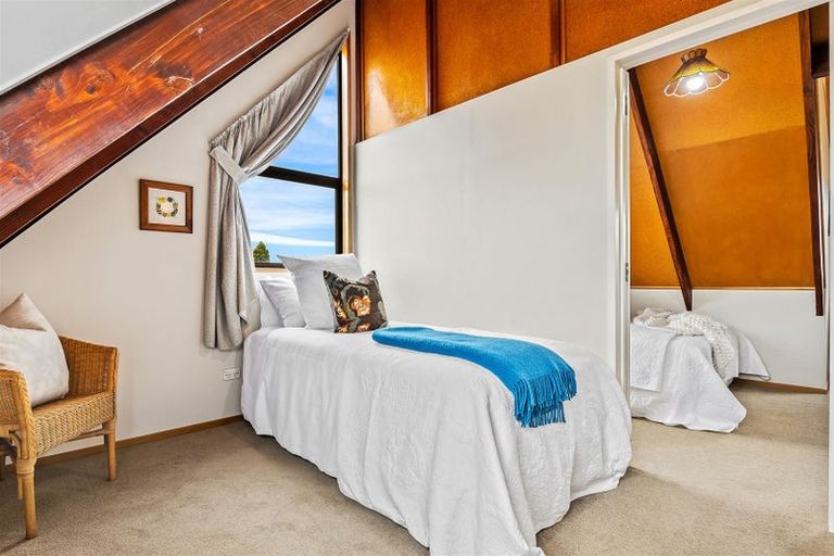 Photo of property in 9 Sawtell Place, Northcote, Christchurch, 8052