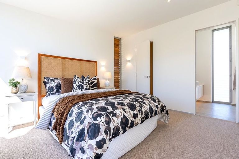 Photo of property in 10 Journeys End, Tapora, 0977