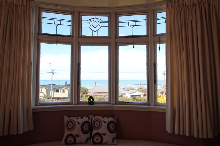 Photo of property in 28 Ure Street, South Hill, Oamaru, 9400