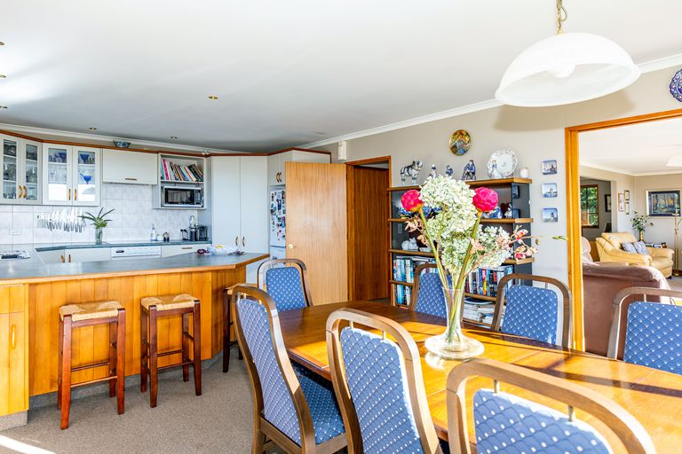 Photo of property in 6 Pye Road, Geraldine Downs, Geraldine, 7991