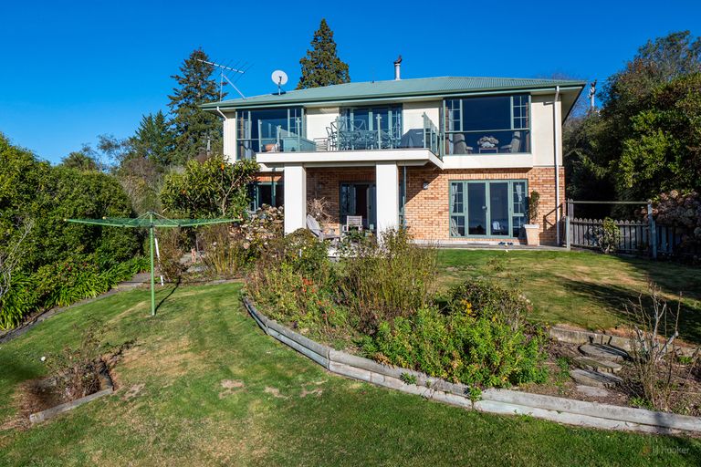 Photo of property in 6 Pye Road, Geraldine Downs, Geraldine, 7991