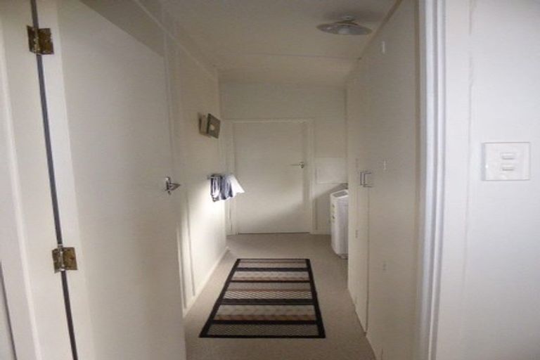 Photo of property in 11 Bevan Street, Woodville, 4920