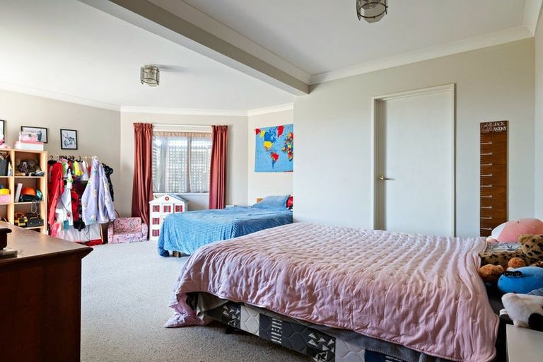 Photo of property in 18 Clairmont Heights, Stoke, Nelson, 7011