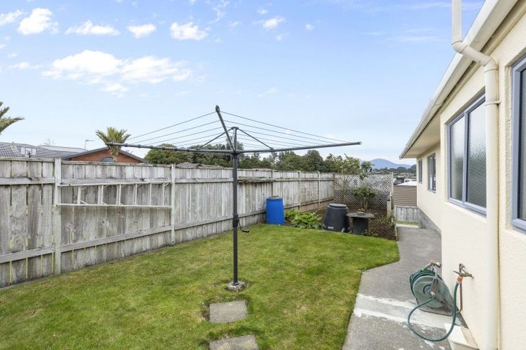 Photo of property in 64 Branch Road, Highlands Park, New Plymouth, 4312