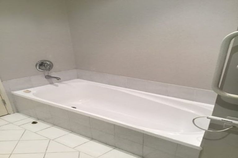 Photo of property in Civic Chambers Apartments, 2b/25 Cuba Street, Te Aro, Wellington, 6011