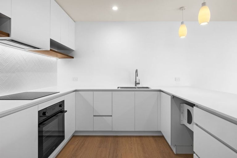 Photo of property in 102c Auckland Road, Greenmeadows, Napier, 4112