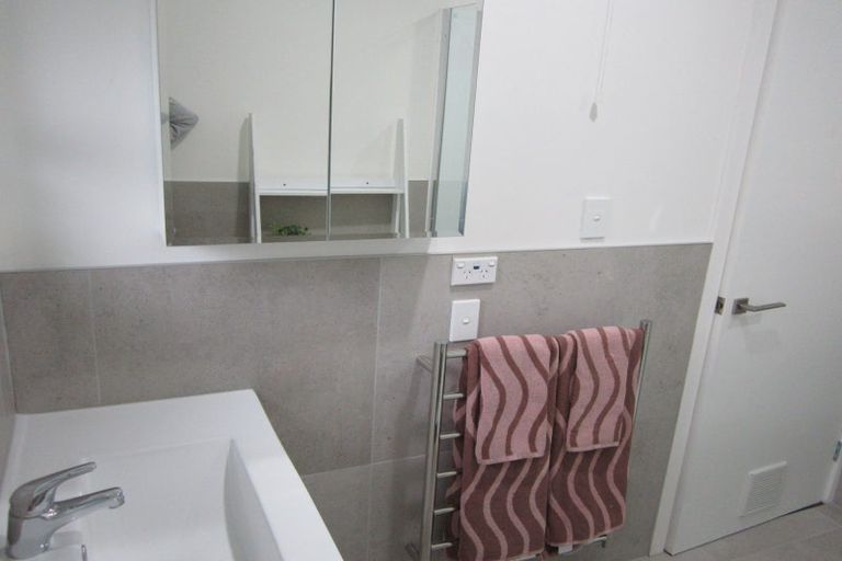 Photo of property in 1/24 Toorak Avenue, Avonhead, Christchurch, 8042