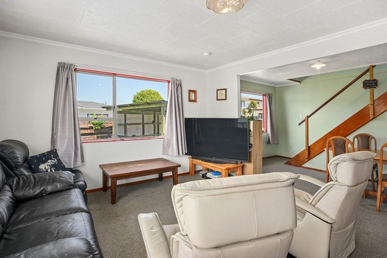 Photo of property in 2/8a Palm Avenue, Stoke, Nelson, 7011