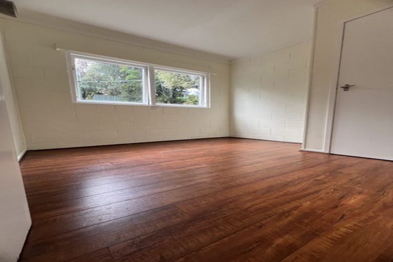 Photo of property in 11 Barlow Place, Chatswood, Auckland, 0626