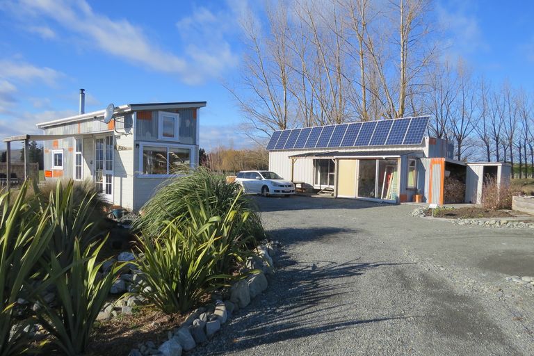 Photo of property in 123 School Road, Te Horo, Otaki, 5582