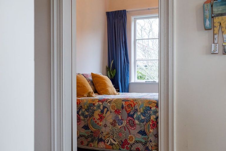 Photo of property in 9 Robertson Street, Russell, 0202