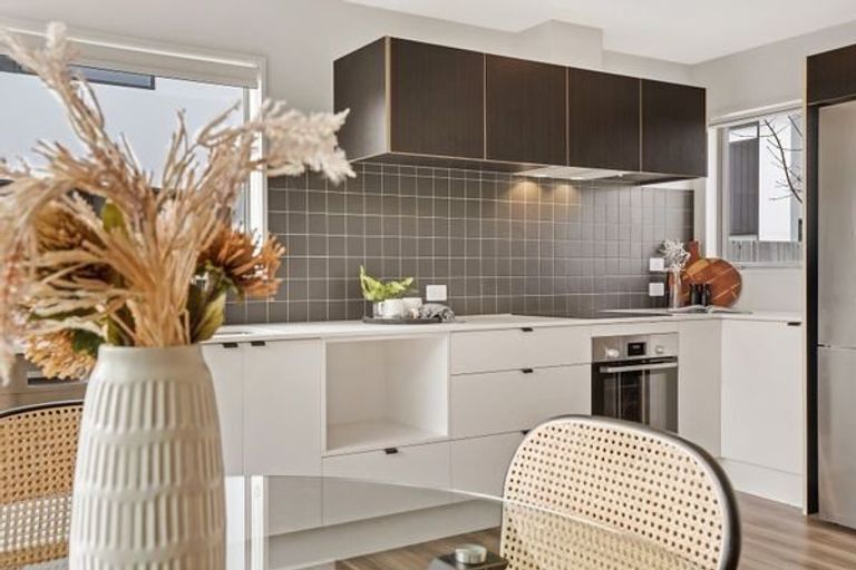 Photo of property in 1/24 Heywood Terrace, Richmond, Christchurch, 8013