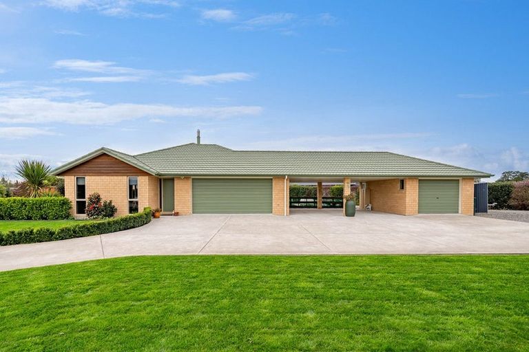 Photo of property in 24 Mill Grove, Clareville, Carterton, 5713