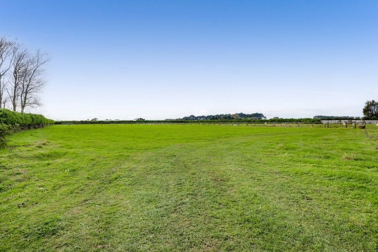 Photo of property in 4 Kerry Lane, Hawera, 4673