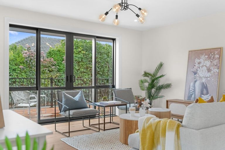 Photo of property in 16 Chepstow Avenue, Fendalton, Christchurch, 8052