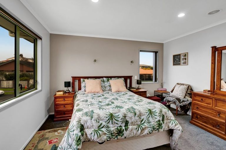 Photo of property in 83 Oranga Street, Westown, New Plymouth, 4310