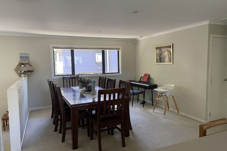 Photo of property in 138 George Street, Stokes Valley, Lower Hutt, 5019