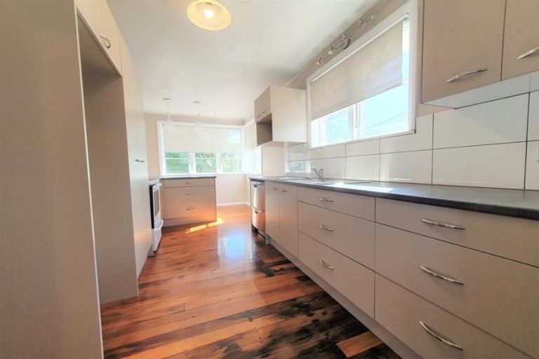 Photo of property in 12 Ngata Grove, Trentham, Upper Hutt, 5018