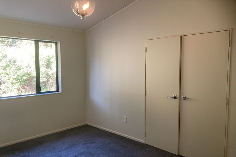 Photo of property in 8 Mitika Way, Strathmore Park, Wellington, 6022