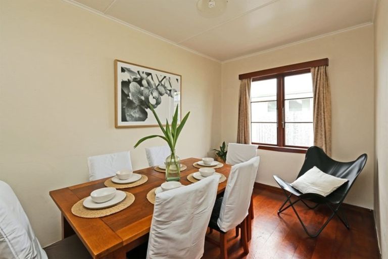 Photo of property in 33 Harpham Street, Taradale, Napier, 4112