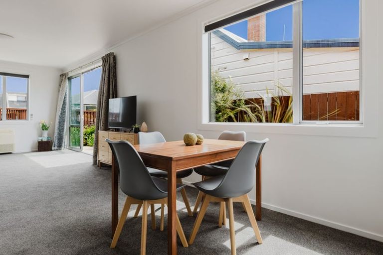 Photo of property in 15 Eskvale Street, Saint Kilda, Dunedin, 9012