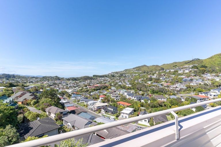 Photo of property in 15 Birch Street, Johnsonville, Wellington, 6037