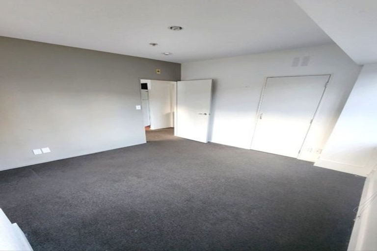 Photo of property in St Peter Apartments, 2d/192 Willis Street, Te Aro, Wellington, 6011