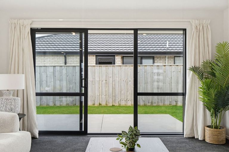 Photo of property in 1 Eldridge Street, Woodend, 7610