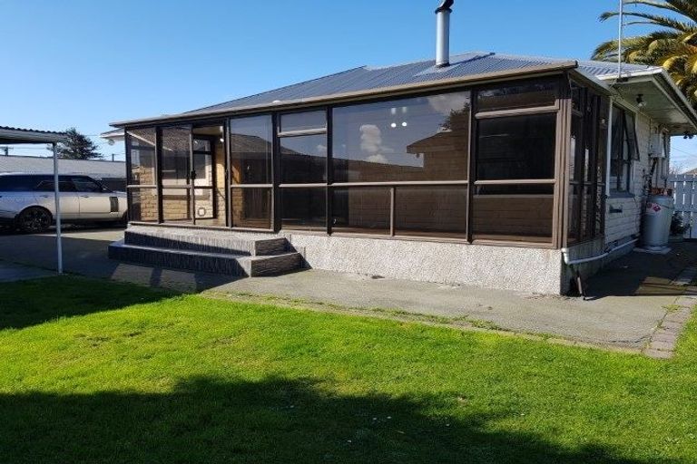 Photo of property in 83 Hargood Street, Woolston, Christchurch, 8062