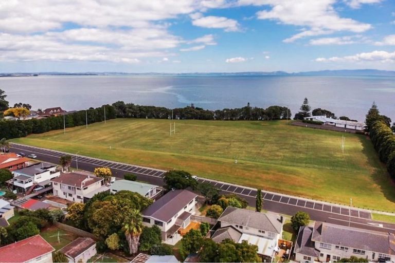 Photo of property in 31 Domain Road, Weymouth, Auckland, 2103