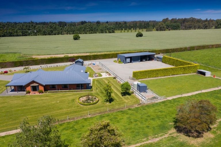 Photo of property in 68 Grahams Road, Tinwald, Ashburton, 7774
