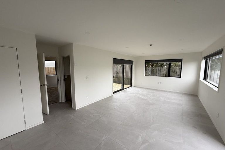 Photo of property in 44a Friesian Drive, Mangere, Auckland, 2022