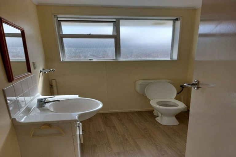 Photo of property in 2/40 Hudson Avenue, Ebdentown, Upper Hutt, 5018