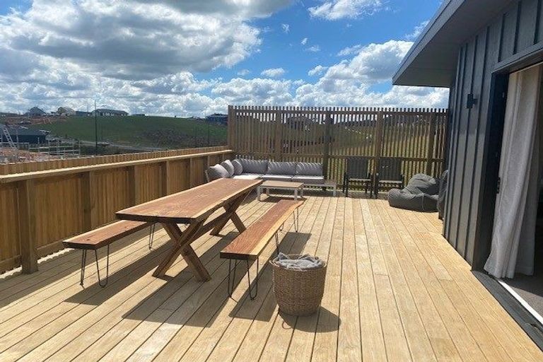 Photo of property in 33 Omahina Street, Raglan, 3225