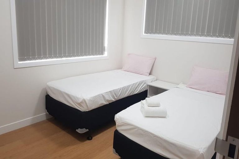 Photo of property in 21a Frobisher Way, Clendon Park, Auckland, 2103