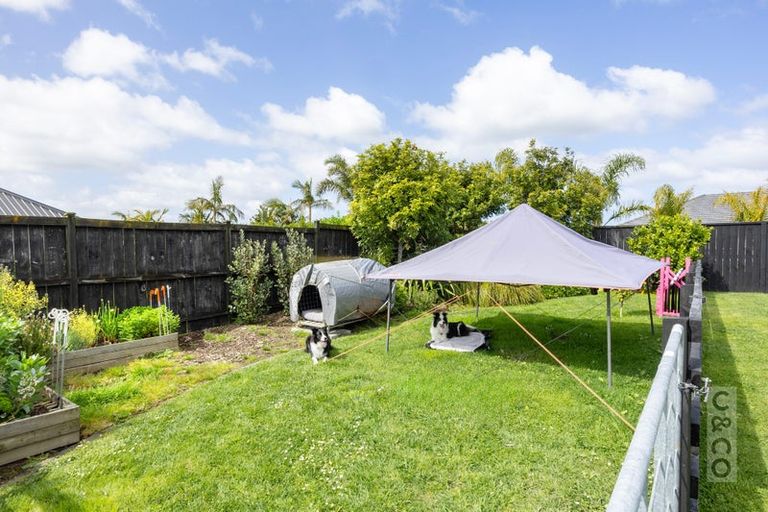 Photo of property in 30 Robert Might Road, Huapai, Kumeu, 0810