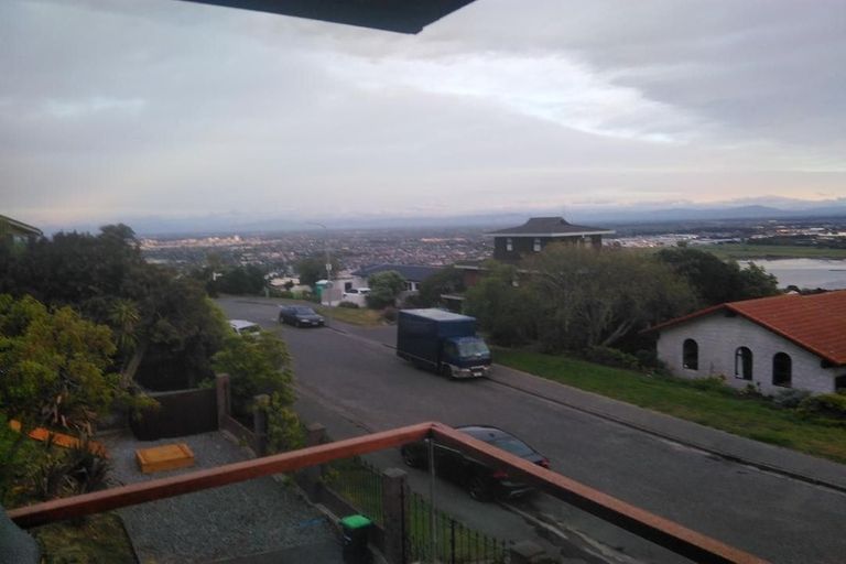 Photo of property in 3 Brigid Place, Mount Pleasant, Christchurch, 8081