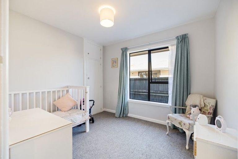 Photo of property in 23 Glenora Place, Hornby, Christchurch, 8042