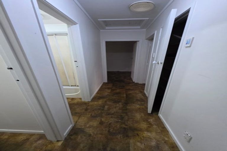 Photo of property in 30b Estuary Road, Weymouth, Auckland, 2103