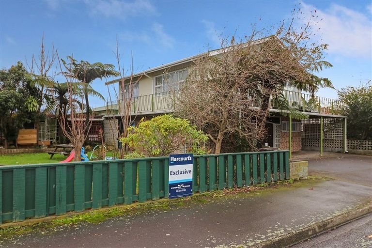 Photo of property in 2 Princess Street, Dannevirke, 4930