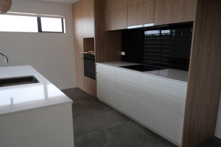 Photo of property in 9 Wheriko Avenue, Glenbrook, 2681