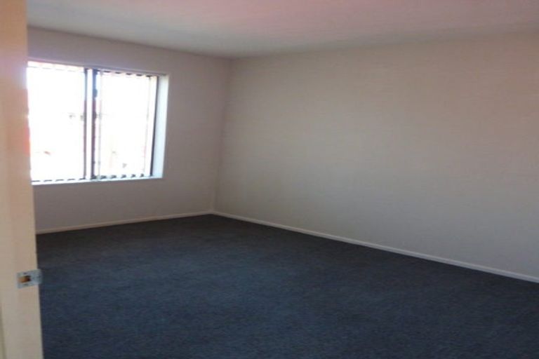 Photo of property in 35 Shearwater Drive, Woolston, Christchurch, 8023